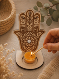 Hamsa gyertyatartó – védelmező szimbólum, fa dekoráció
