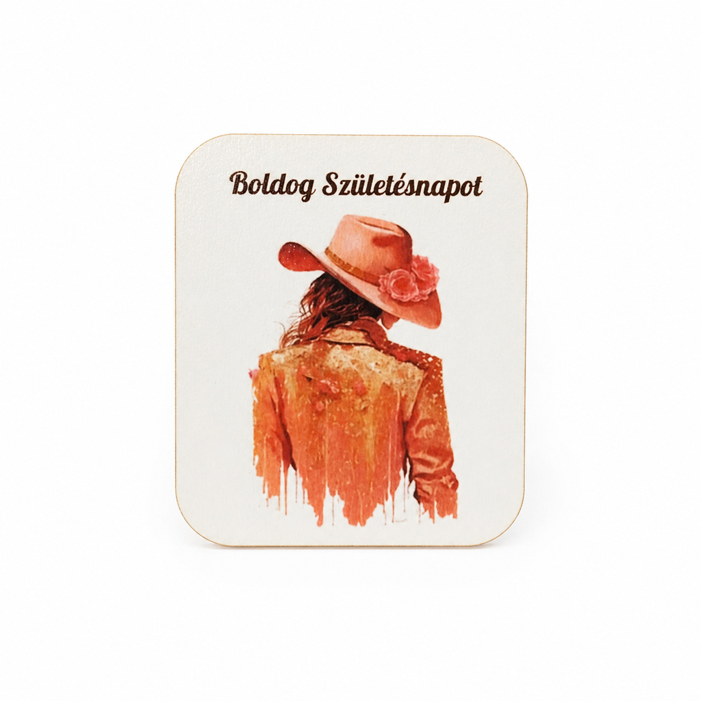 Drevená tabuľka „Boldog születésnapot“ – dekorácia na dotvorenie (6×7 cm)