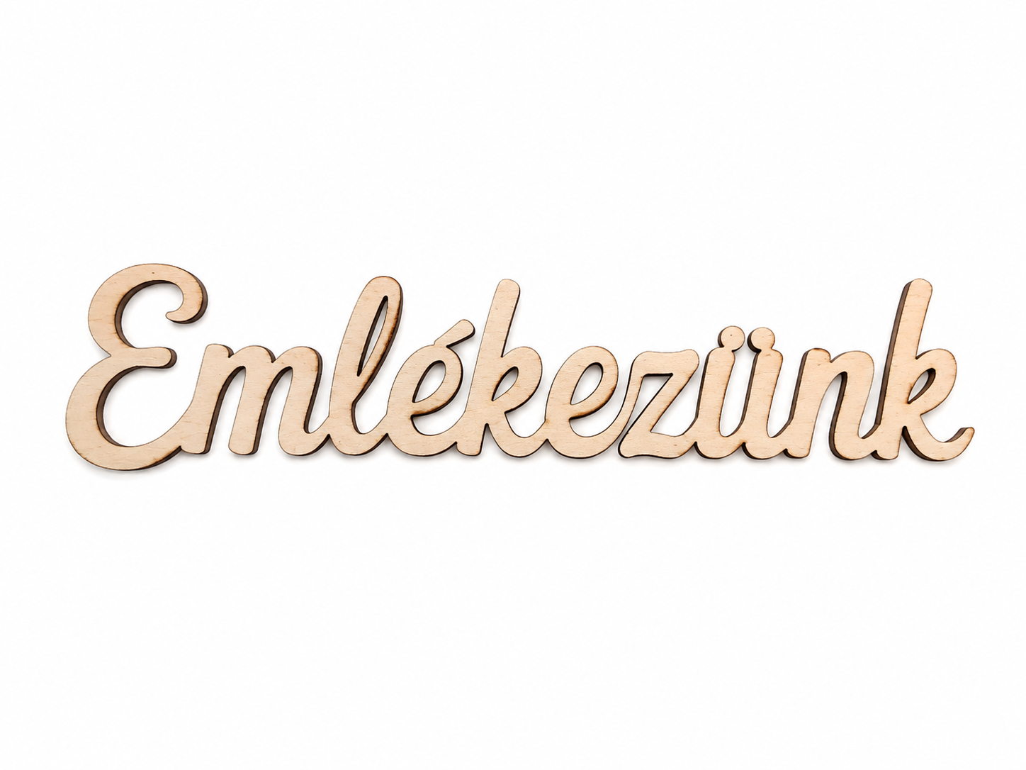 Drevený nápis Emlékezünk | Maďarský drevený nápis z preglejky 10 × 3 cm